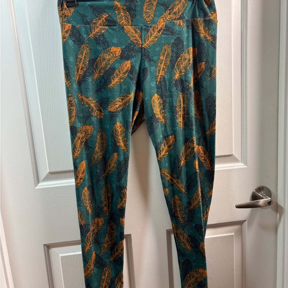 Green and Orange Feather Print Leggings